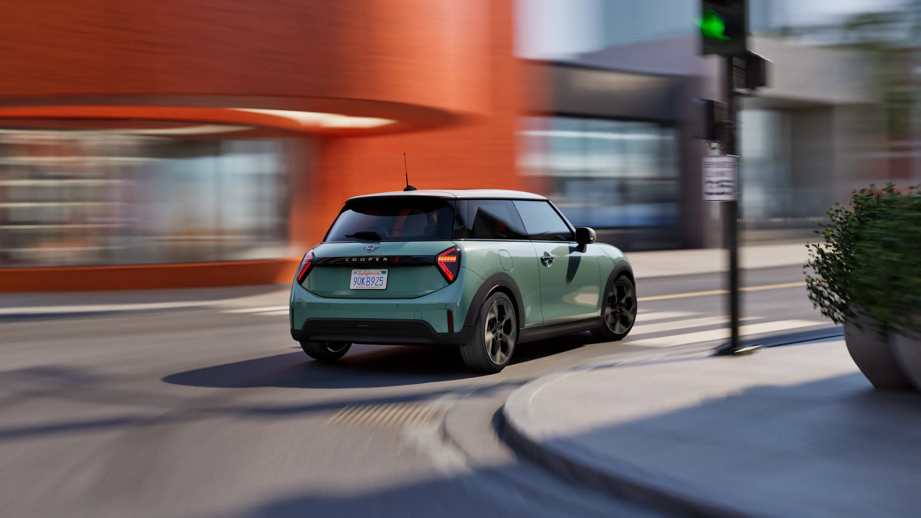 Trīsdurvju MINI Cooper – kartinga sajūtas