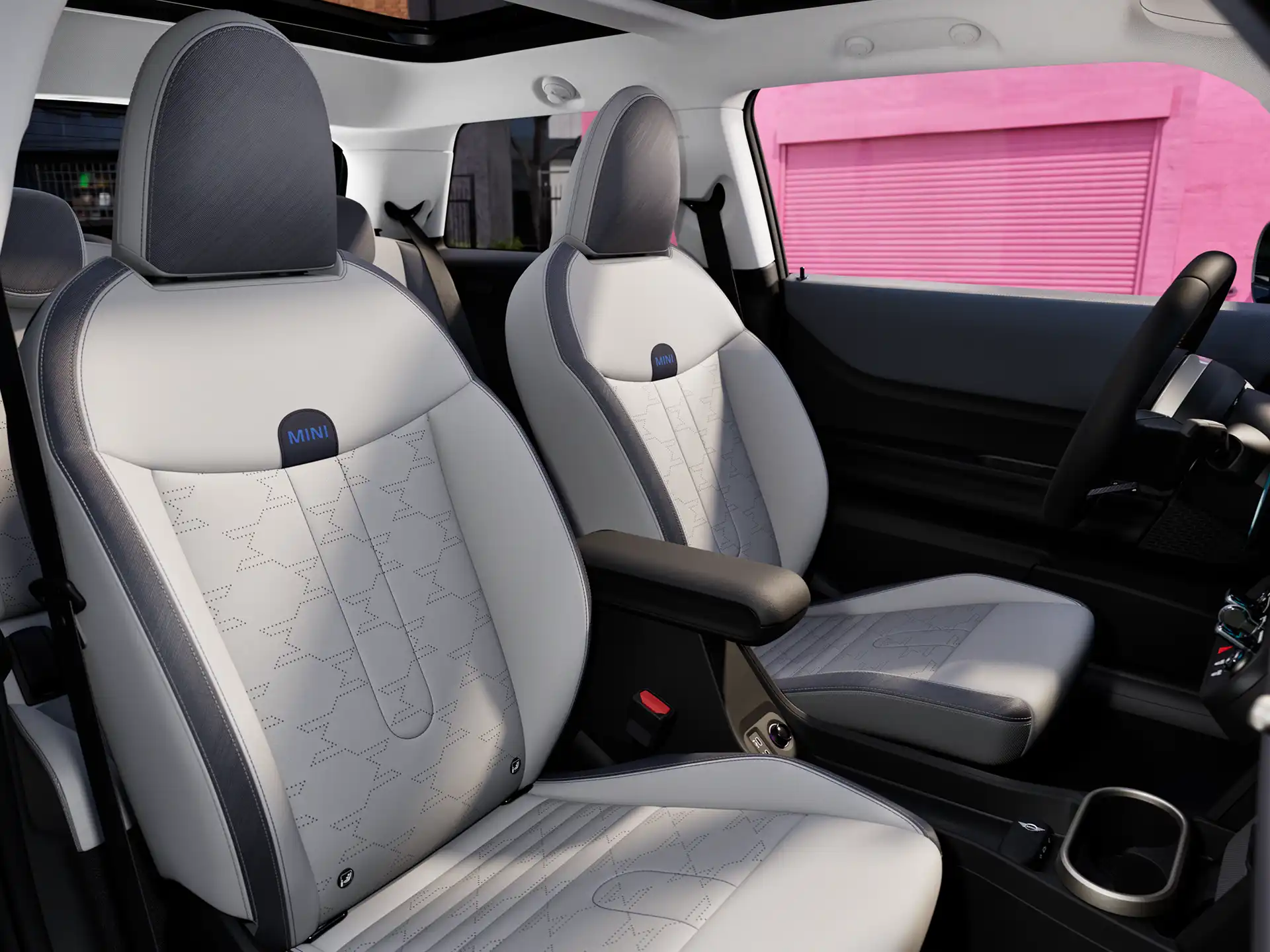 Trīsdurvju MINI Cooper – salons