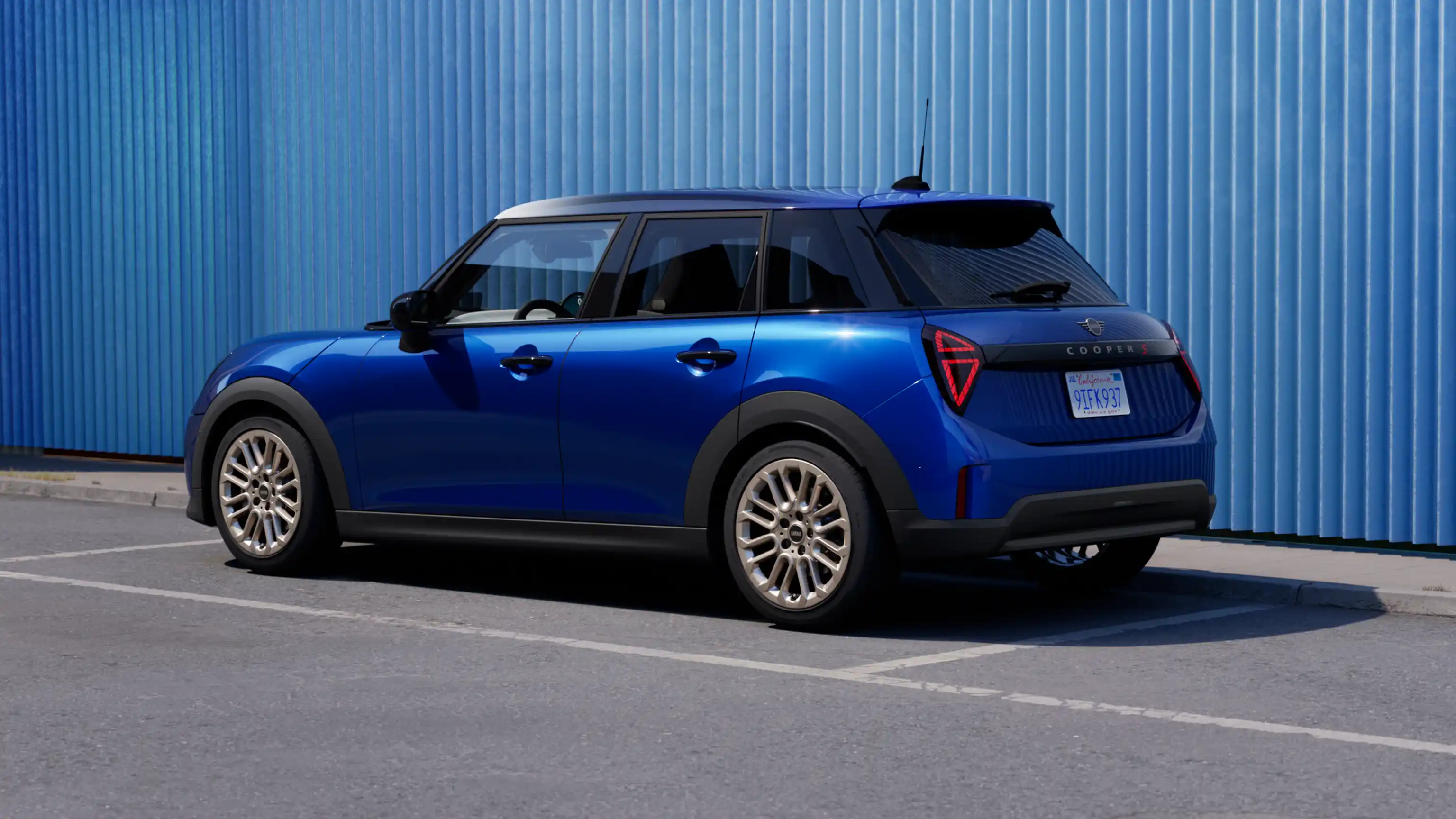 Piecdurvju MINI Cooper – pārskats