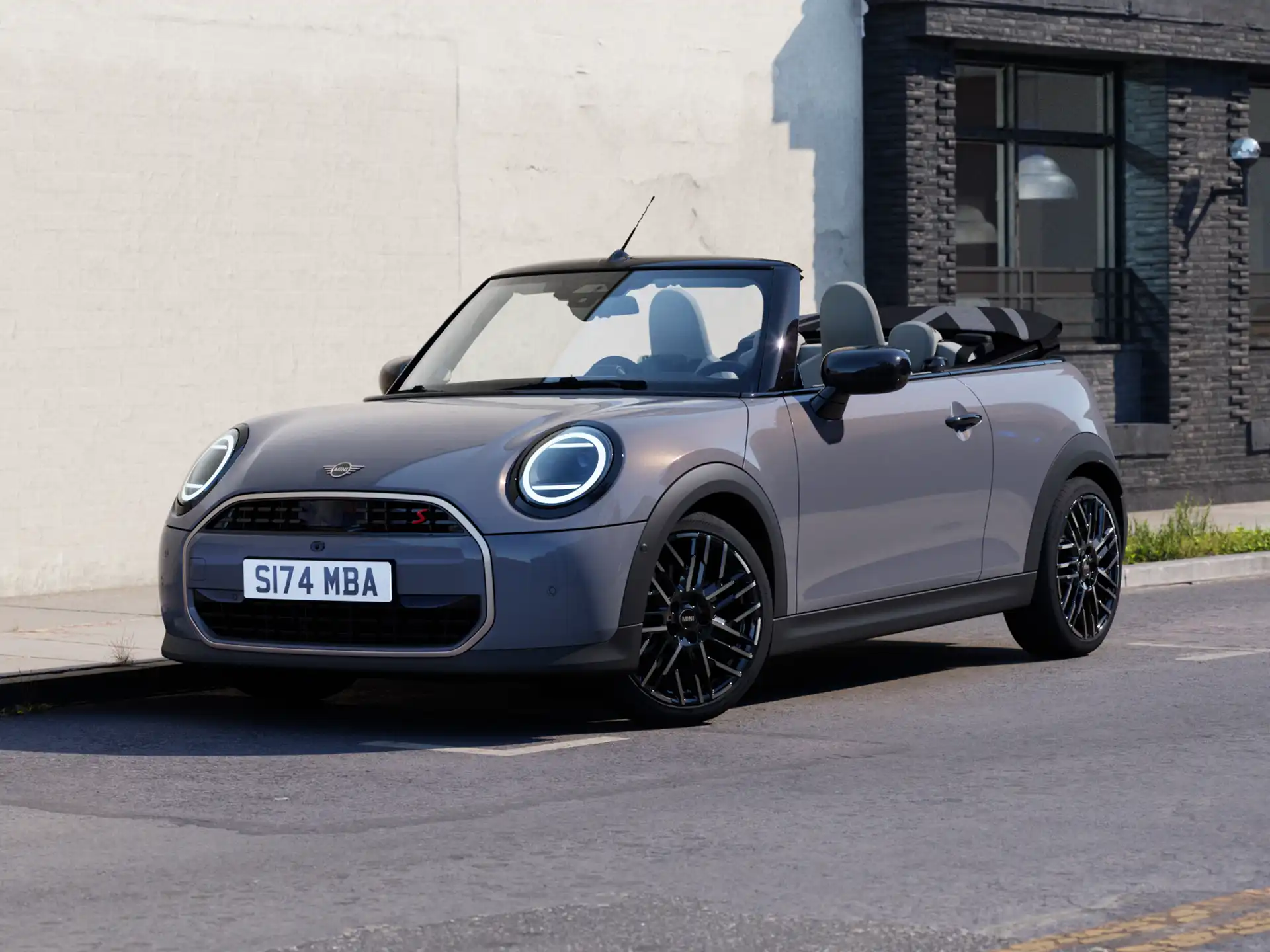 MINI Cooper Convertible – video