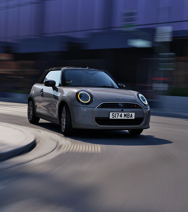 MINI Cooper Convertible – virsbūve – akcenti