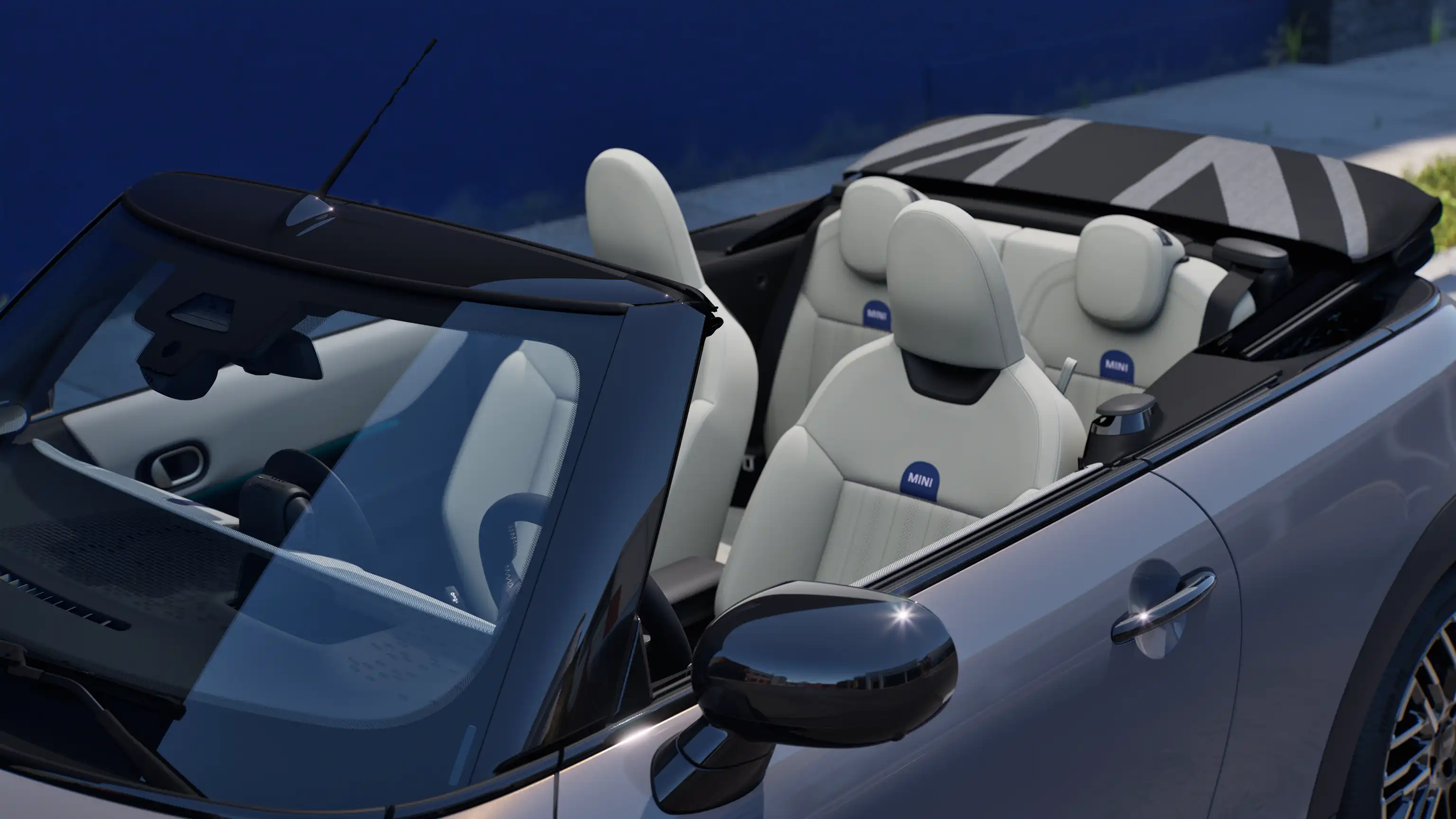MINI Cooper Convertible – četras sēdvietas