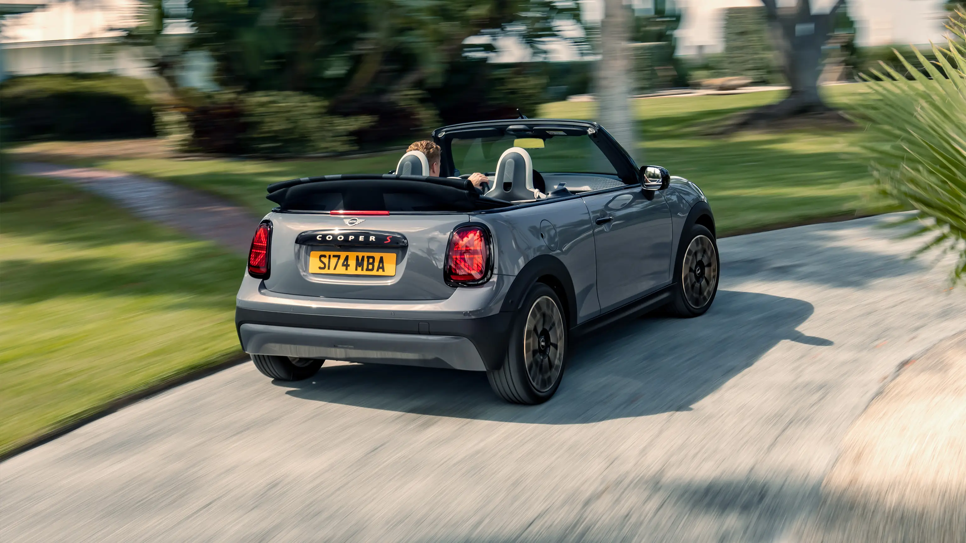 MINI Cooper Convertible -– kartings