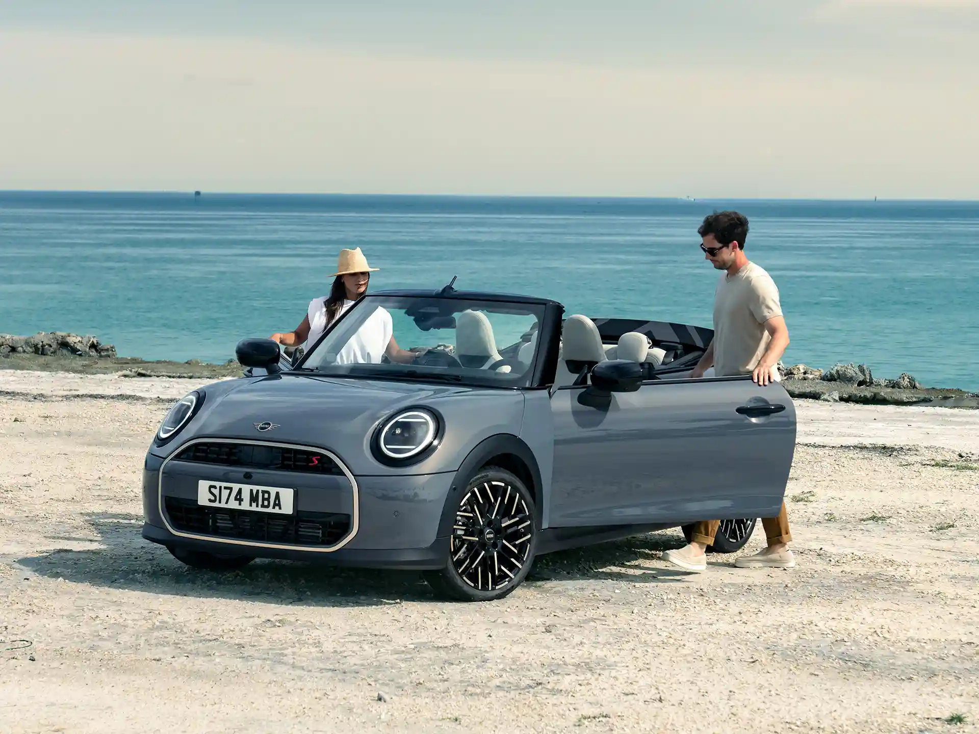 MINI Cooper Convertible – aprīkojums un funkcijas, galvenais apgabals