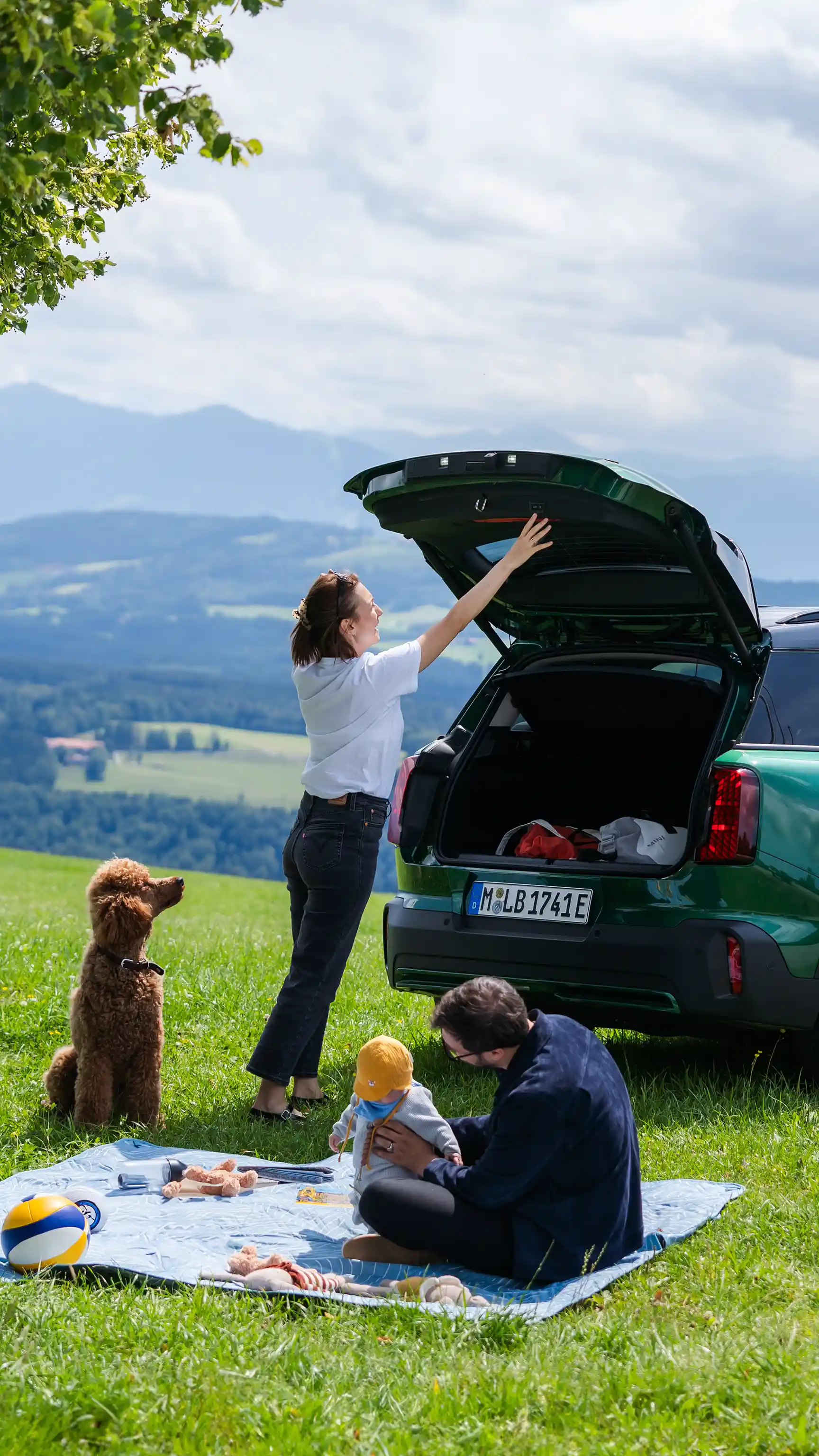 Pilnībā elektriskais MINI Countryman – ārpuse