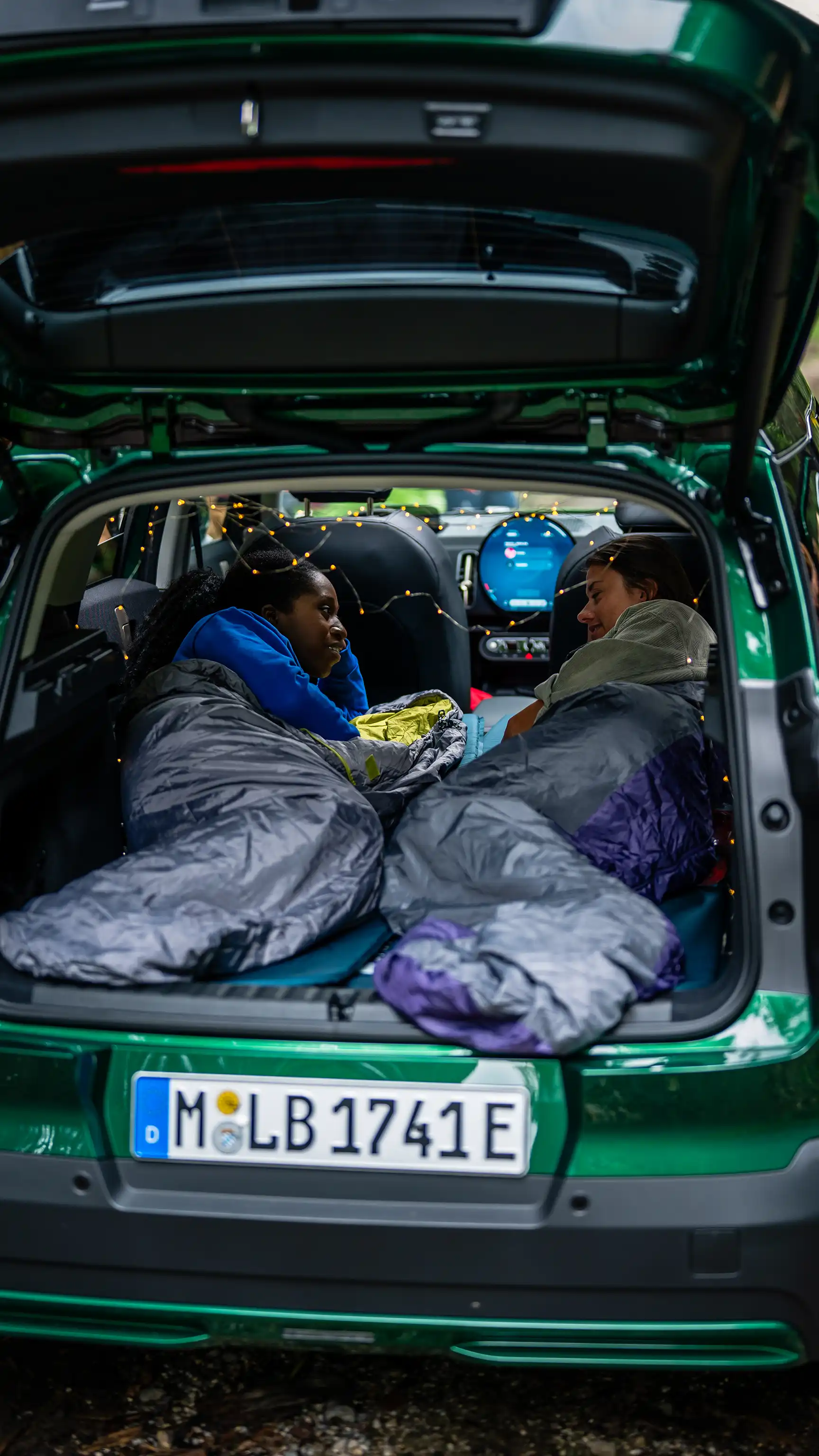 Pilnībā elektriskais MINI Countryman – bagāžas nodalījums