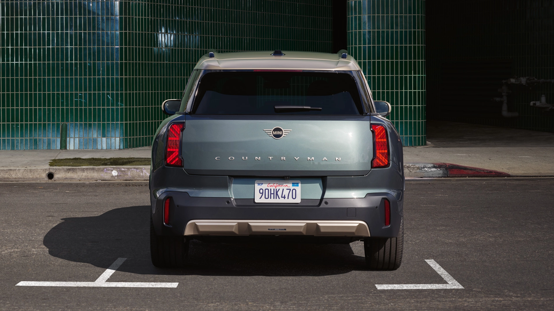 MINI Countryman – aizmugures skats
