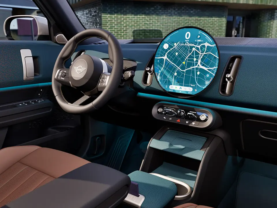 MINI Countryman – salons – instrumentu panelis ar oled centrālo instrumentu displeju