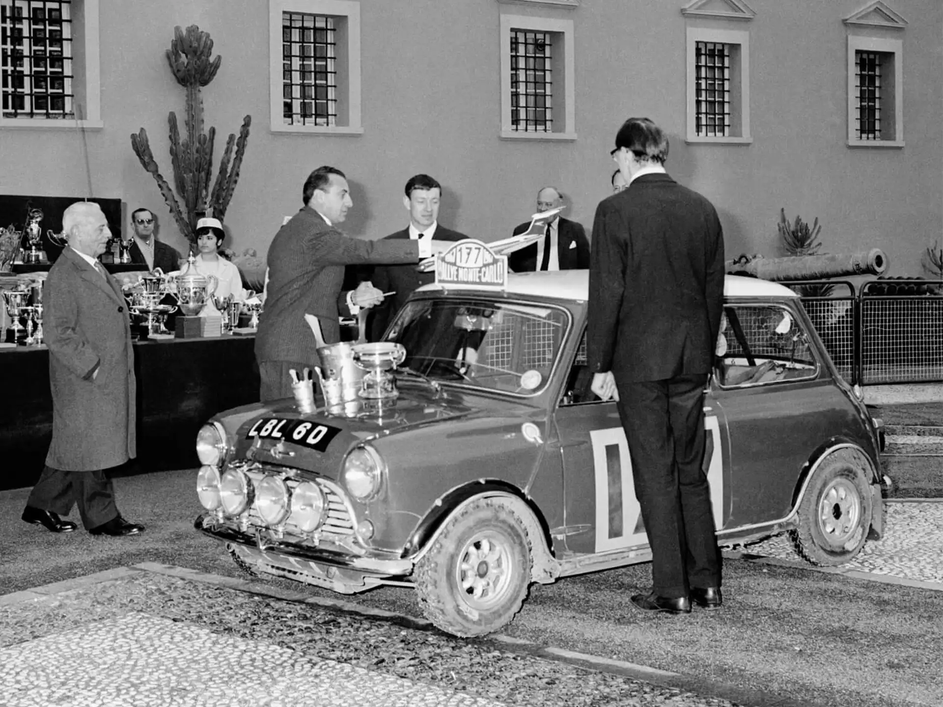 MINI John Cooper Works – Trophy MINI