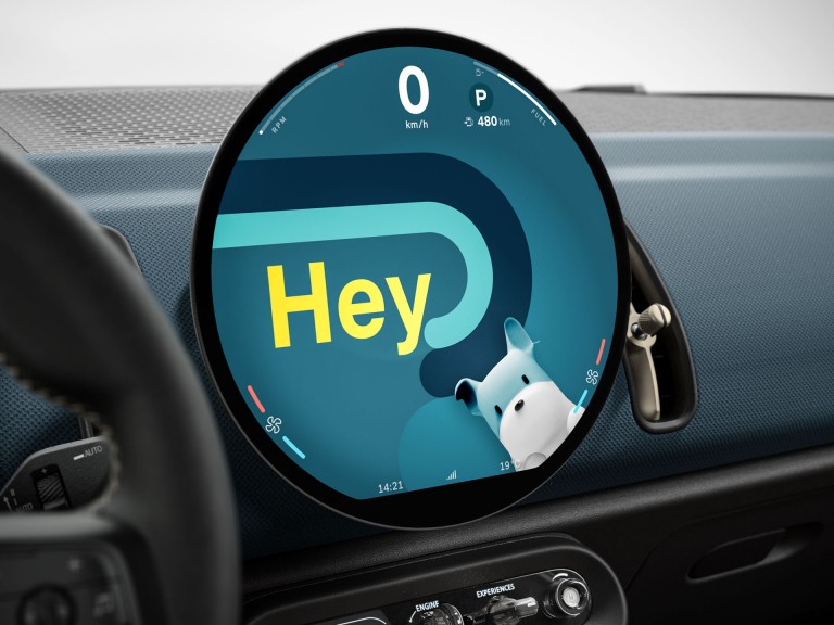 Pilnībā elektrisks MINI Countryman – salons – oled displejs